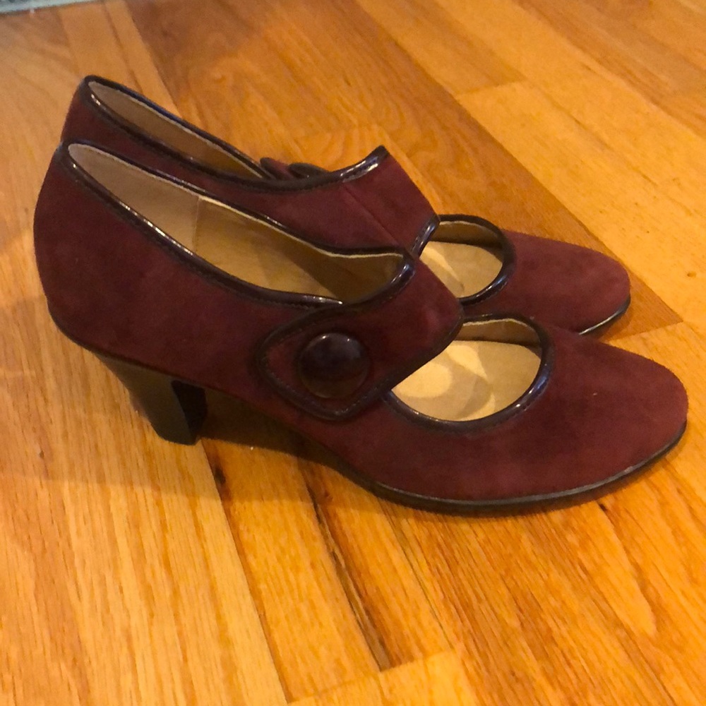 Sofft maroon heels